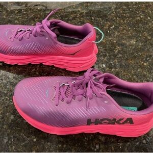 Hoka One Rincon 3 Women’s Size 8.5 Beautyberry/Knockout Pink
